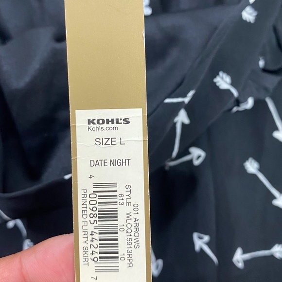 LC Lauren Conrad Date Night Skirt Arrow Hearts Print NEW NWT SZ L - Picture 3 of 6